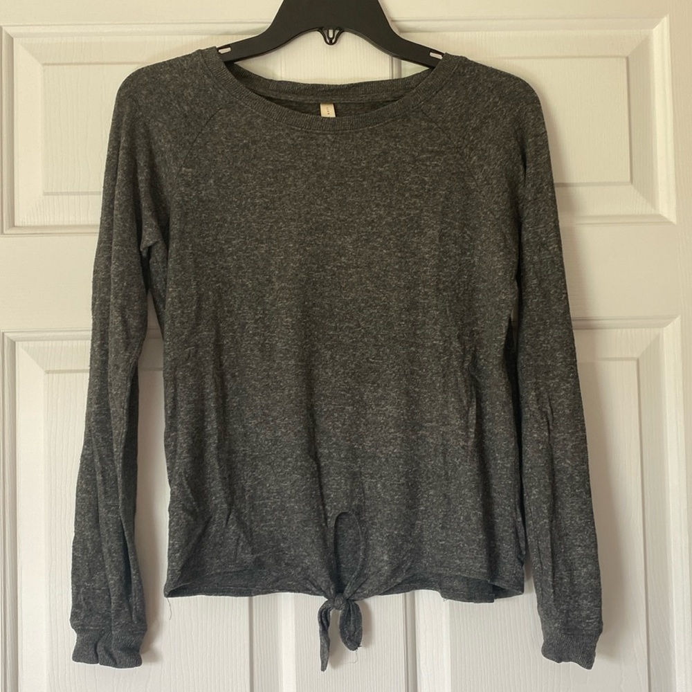 Aeropostale long sleeve shirt, size XS